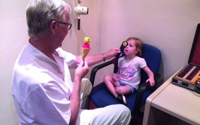 DR JUAN GARCÍA DE OTEYZA TELLS “LA VANGUARDIA” THAT ONE MUST ALSO LEARN TO SEE PROPERLY