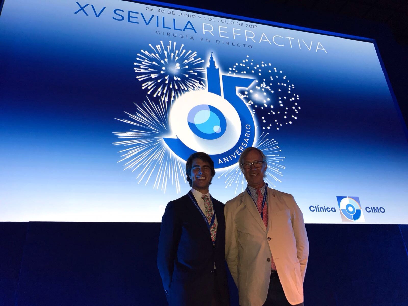 Activa participación de los Dres. García de Oteyza en Sevilla Refractiva